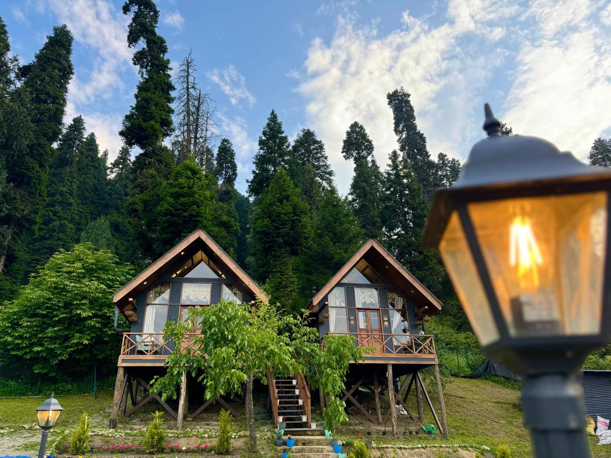 Solomons Gray Villa Tangmarg Exterior photo