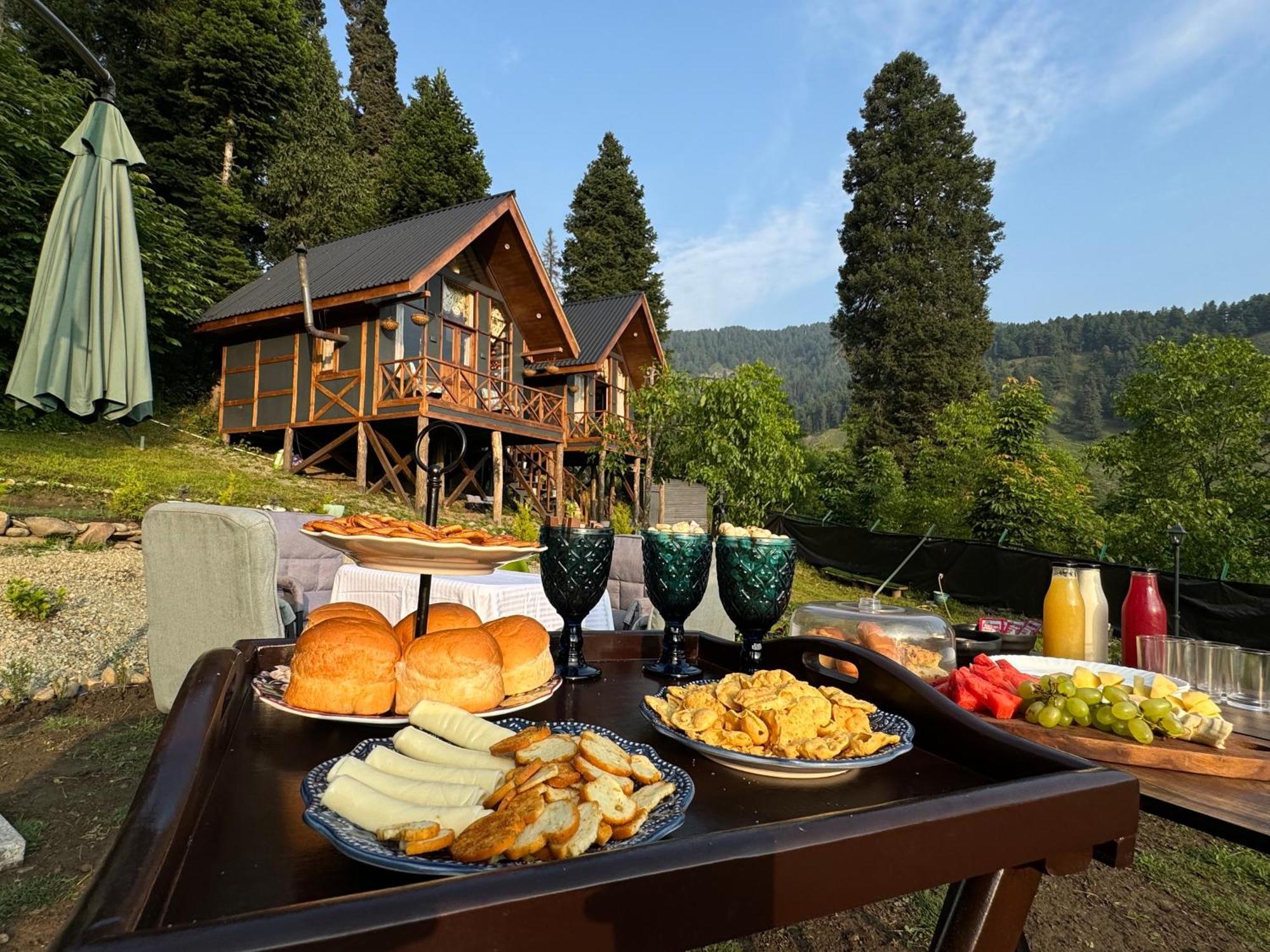 Solomons Gray Villa Tangmarg Exterior photo
